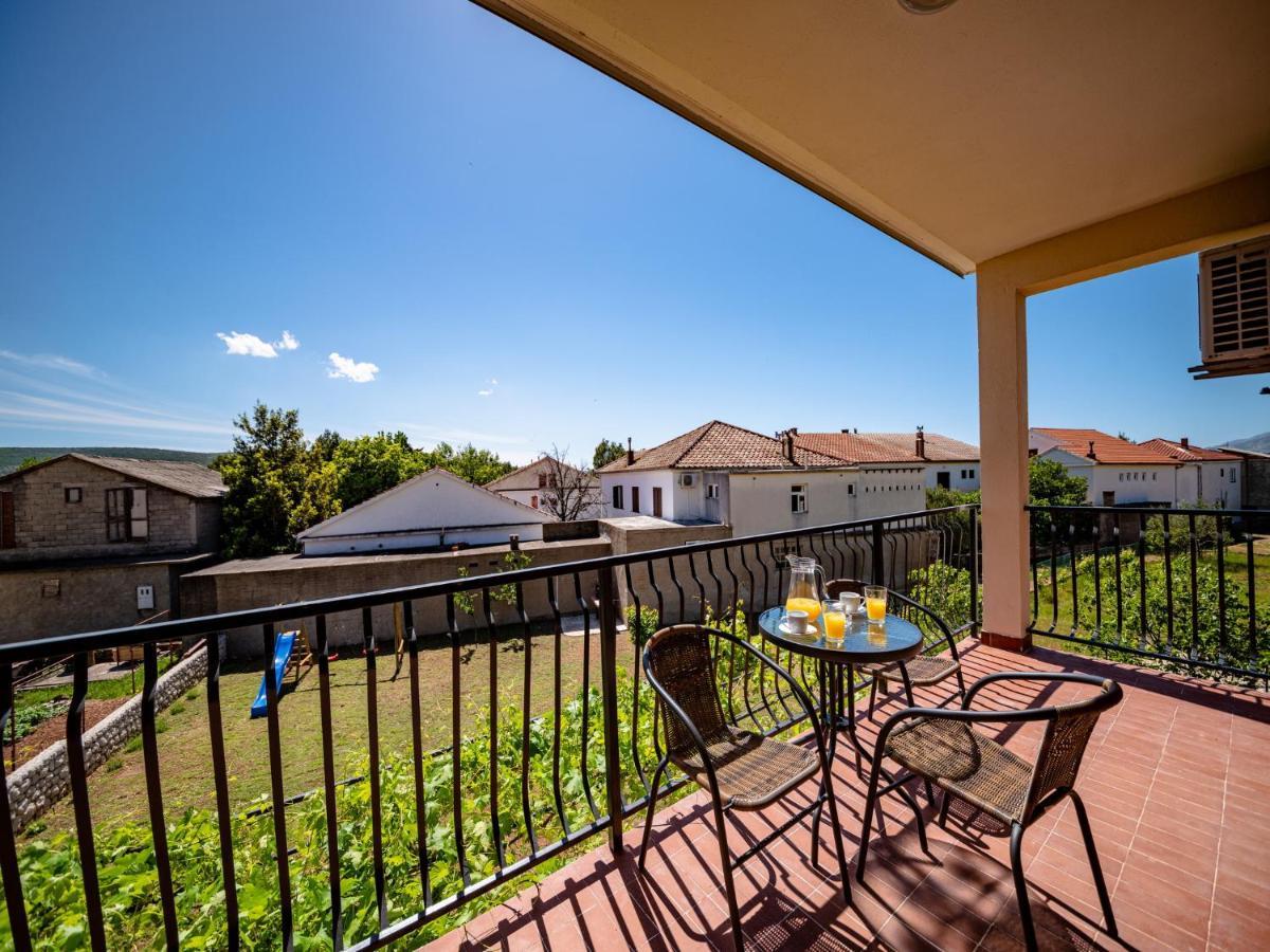 Apartments Zora Seline Dış mekan fotoğraf